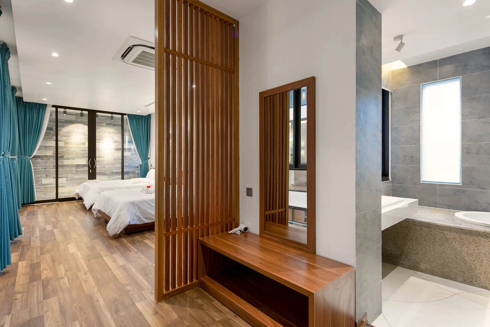 Green Heaven Villa By My Khe Beach 84